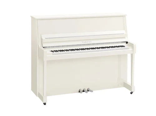Gesamtansicht eines Yamaha B30 in weiß poliert mit Chromausstattung