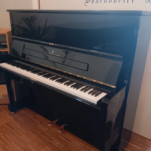 Steinway & Sons Klavier Mod. K 132